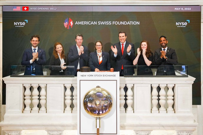 NYSE_Bell_Podium-American_Swiss_Foundation-OB-Photo-20220506-Press-3